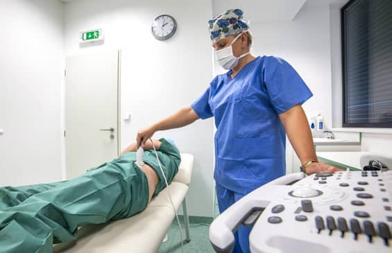 Slider image (9) Cellthera Clinic